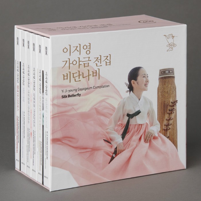 Yi Ji-young Gayageum Compilation- Silk Butterfly (6 CDs with English notes).